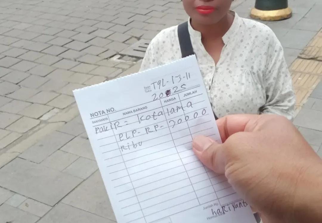 Viral Jukir Liar di Kota Lama Beri Nota Kasbon untu Karcis Parkir, Dishub Semarang Perketat Pengawasan