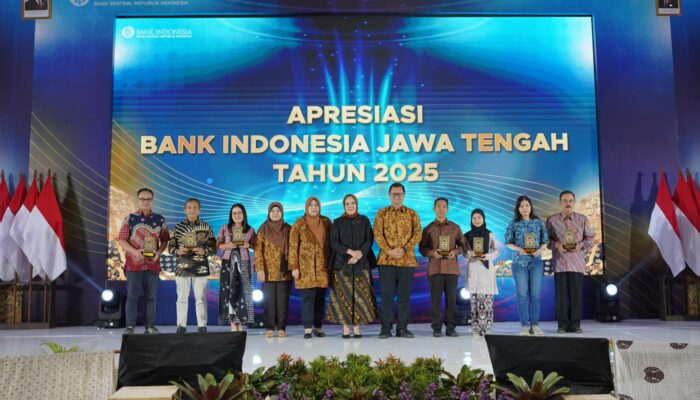 Penghargaan PTBI 2025: Jateng Juara TPID Jawa-Bali, Deretan Mitra BI Diganjar Apresiasi