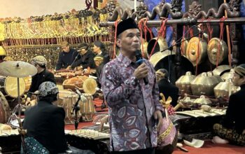 Ketua DPRD Jateng Sumanto