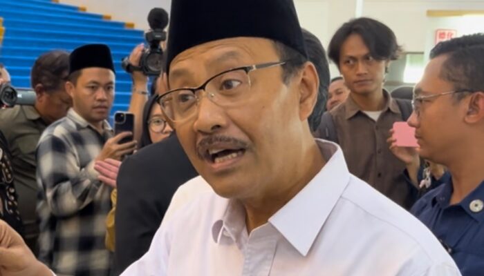 Viral Penerima Bansos Tolak Rumah Ditempel Stiker “Keluarga Miskin”, Gus Ipul: Bagus, 30 Ribu Undur Diri