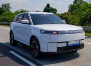 Mobil Listrik Jaecoo J5 Resmi Mengaspal di Semarang, Harga OTR Jateng Rp280-310 Jutaan