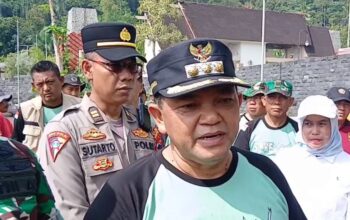 Eceng Gondok Rawapening