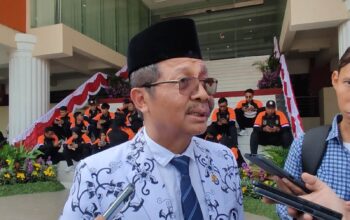 PGRI Enam Hari Sekolah