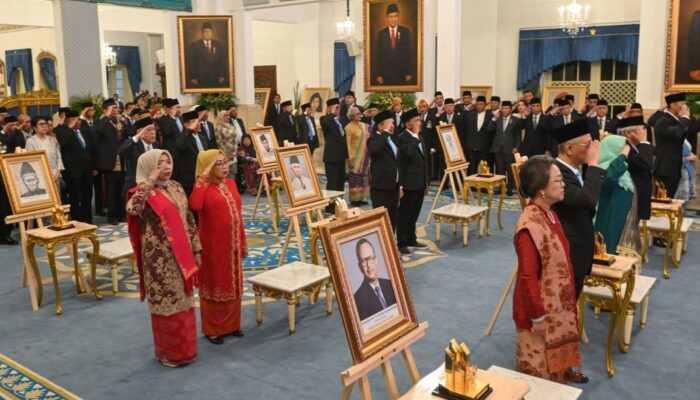 Ungkit Jejak Hitam Sarwo Edhie Wibowo, Sejarawan Semarang: Bunuh Sesama jadi Pahlawan Nasional