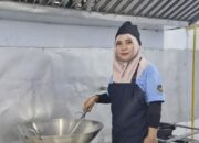 Kisah Inspiratif Relawan SPPG Blora: Dulu Penjual Sate Jamur, Kini “Ibu Dapur” MBG