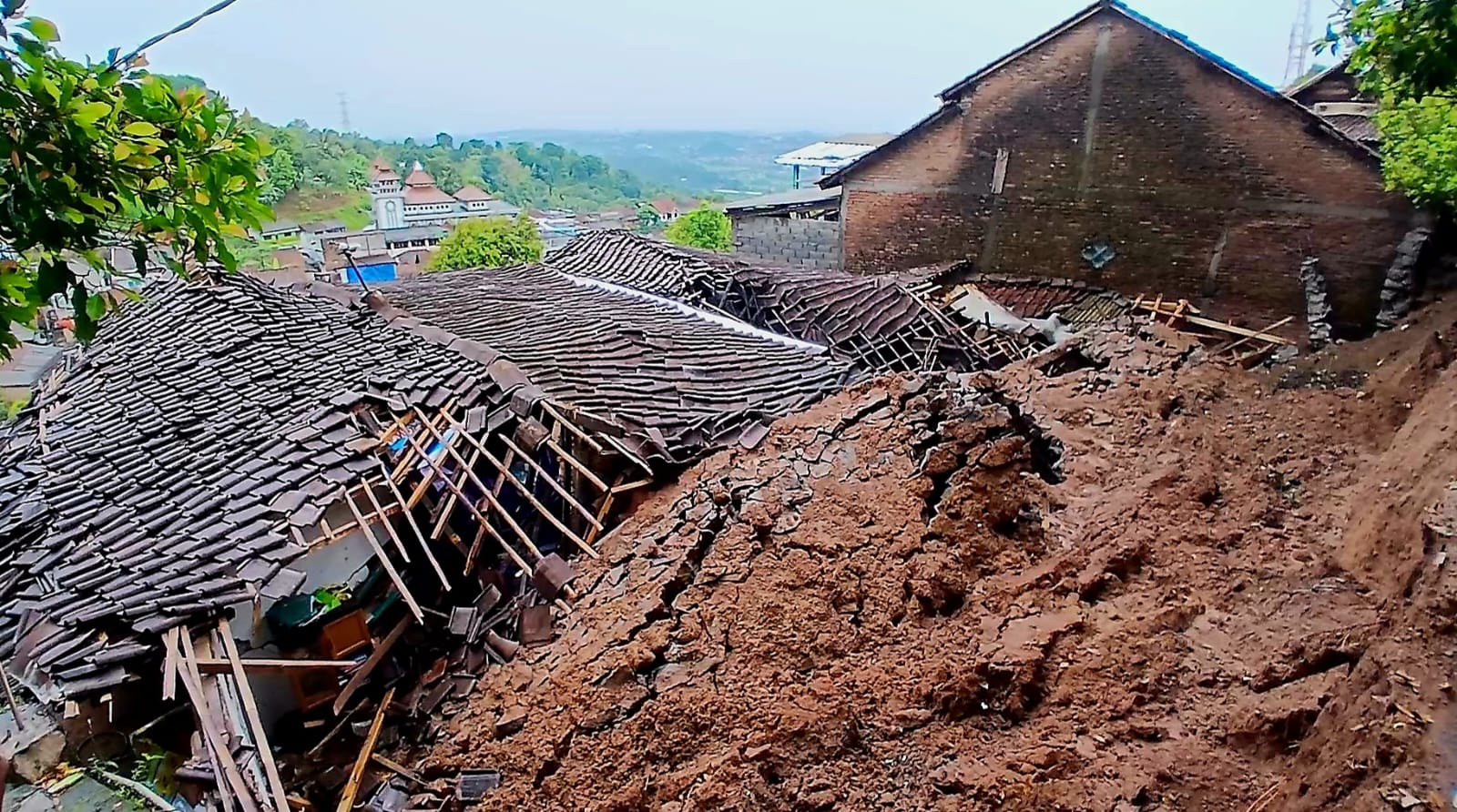 Bantuan Bencana Semarang
