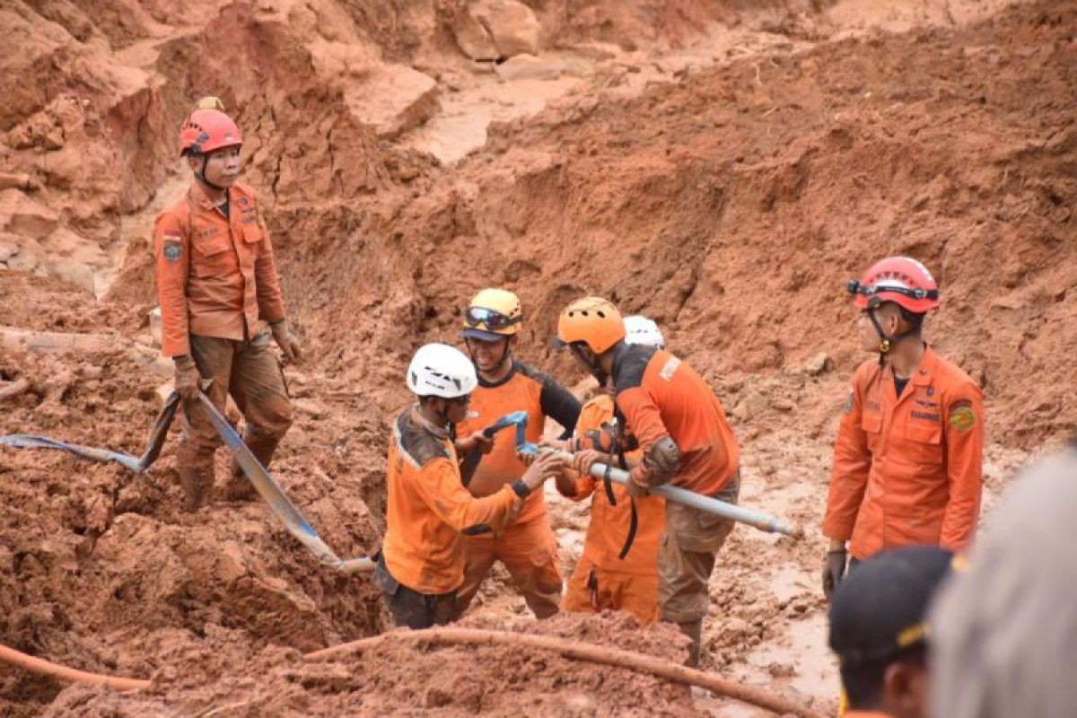 korban longsor Cibeunying