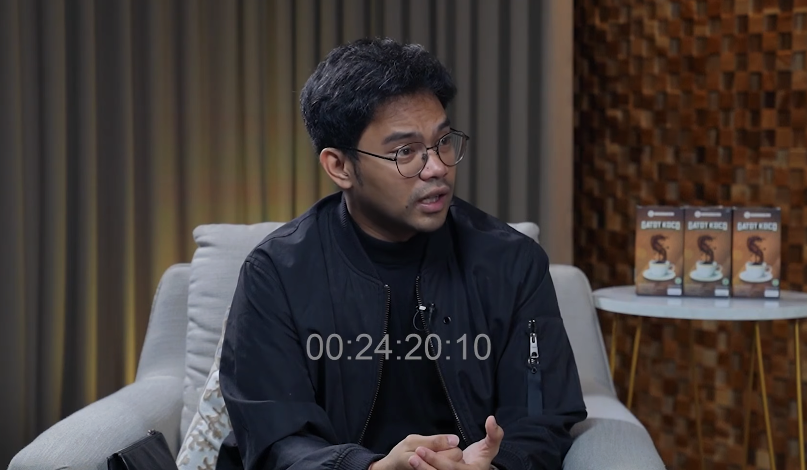 Insanul Fahmi mengaku sudah menikah dengan Inara Rusli. (YouTube/dr. Richard Lee)