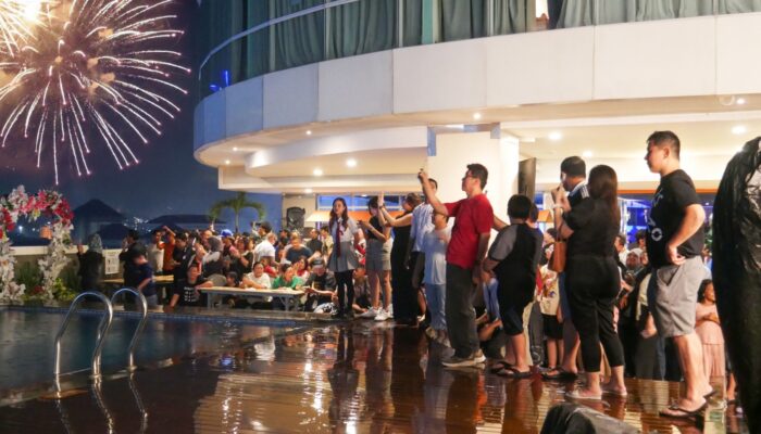 Rayakan Tahun Baru 2026, Harris Hotel Sentraland Semarang Hadirkan Suasana Video Game Klasik