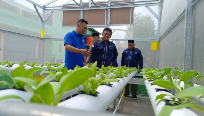FIFGROUP Gandeng SMK Ma’arif Tunjungan Blora Bangun Rumah Pembibitan, Dukung Program Ketahanan Pangan