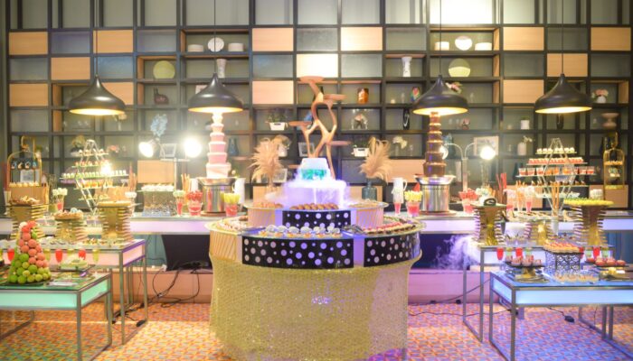 Gumaya Tower Hotel Semarang Hadirkan Promo Natal & Tahun Baru 2026: Hampers Eksklusif hingga Pesta Tahun Baru