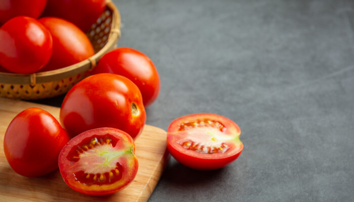 Harga Tomat Melambung Tinggi, Berikut Tips Menyimpannya Tanpa Masuk Kulkas Bikin Tahan Lama
