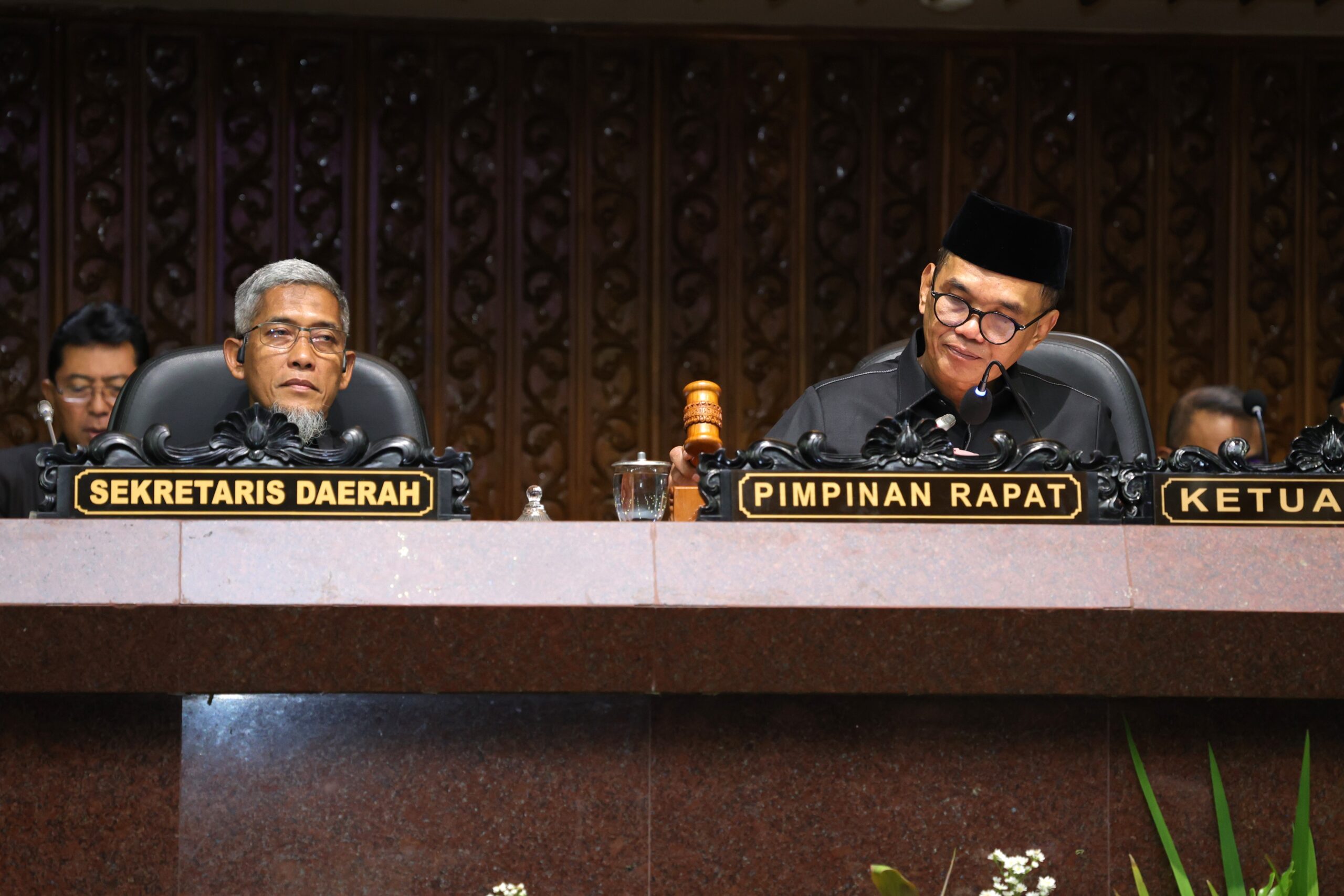 Ketua DPRD Jateng Sumanto