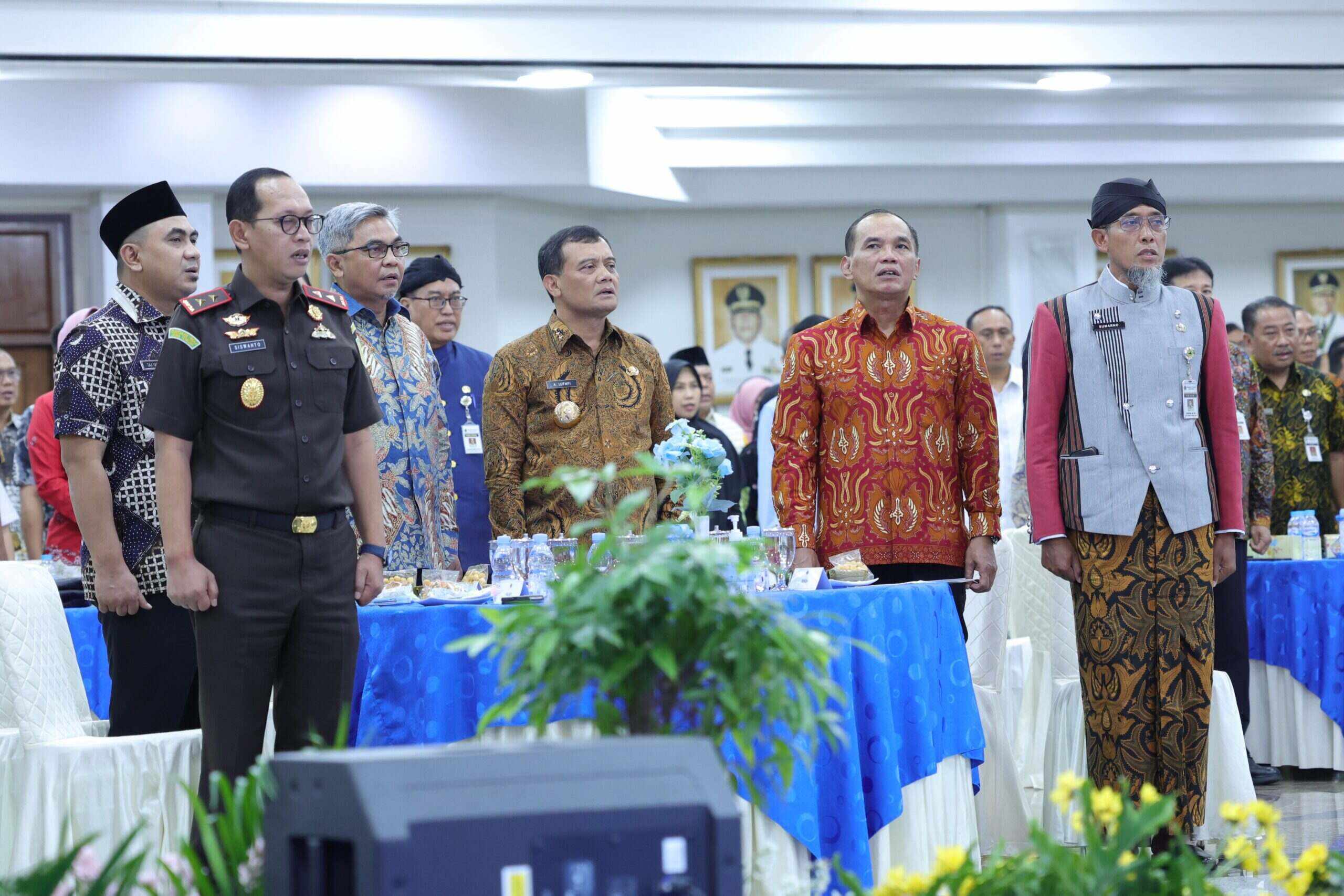 Ketua DPRD Jateng Sumanto