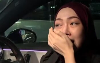 Tangisan Aliah Bilqis ketika menceritakan dugaan perselingkuhan antara Jule dan suaminya