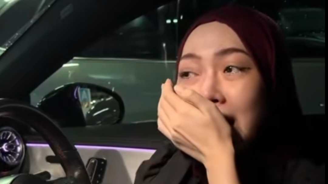 Tangisan Aliah Balqis ketika menceritakan dugaan perselingkuhan antara Jule dan suaminya