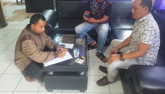 Viral Video Pria Diduga Curi 5 kg Cabai Milik Pembeli Lain, Langsung Digelandang ke Polsek Ambarawa