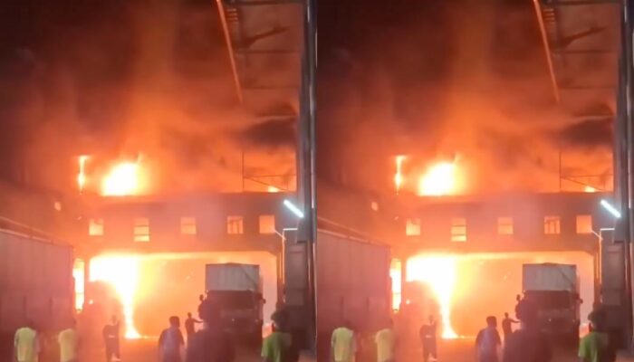 Kebakaran Gudang Pati Hanguskan Dua Bangunan PT Dua Kelinci, Ini Kronologinya