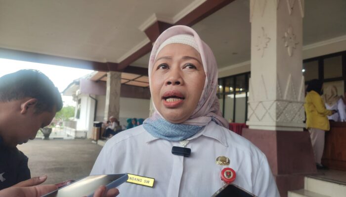 Dinsos Kaji Ulang Penempelan Stiker Warga Miskin di Kota Semarang