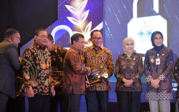 Kota Semarang Masuk Tiga Besar Badan Publik Informatif Jawa Tengah 2025