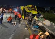 Bus PO Cahaya Trans Terguling di Exit Tol Krapyak Semarang, 15 Penumpang Tewas