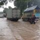 Tanggul Sungai Plumbon Jebol, Air Meluber hingga Jalan Pantura dan Rendam Ratusan Rumah