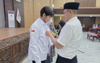 Baznas Kota Semarang Kukuhkan 100 Mahasiswa Penerima Beasiswa Produktif Angkatan ke-17