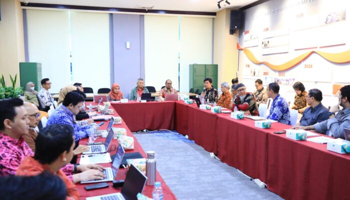 Kasus Dana Syariah Indonesia, OJK Bekukan Aktivitas Usaha dan Awasi Pengembalian Dana