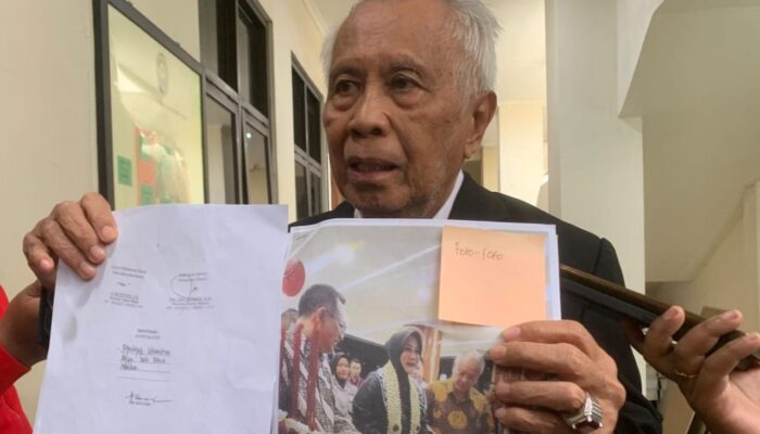 Soroti Dugaan Kriminalisasi Kasus Korupsi Sewa Plaza Klaten, OC Kaligis: Sri Mulyani Kebal Hukum?