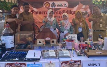 SMPN 7 Semarang Kelelawar