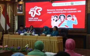 Wakil Bupati Blora, Sri Setyorini (tengah) pimpin rapat penanganan HIV. (Heri/beritajateng.tv)