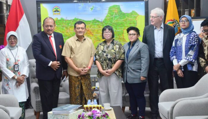 Kolaborasi Inggris-Jateng Menguat, Luthfi Genjot Proyek Logistik dan Transportasi Publik