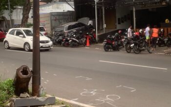 WNA Pengemudi Hyundai Tabrak Dua Pemotor di Semarang, Saksi: Korban Terjebak Di Bawah Mobil