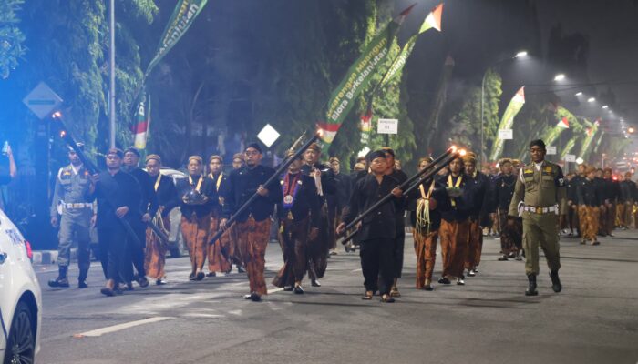 Kirab Temu Gelang Blora: Keris Kyai Bisma Diarak Tengah Malam dengan Laku Tapa Bisu