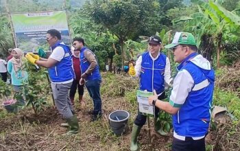 Kick off penanaman hutan lestari seluas 48 hektare di kawasan hutan dengan tujuan khusus (KHDTK) Wanadipa Undip, di wilayah Desa Kaligawe, Kecamatan Ungaran Timur, Kabupaten Semarang, Kamis, 11 Desember 2025. (Bowo Pribadi/beritajateng.tv)