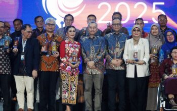 UKSW) Satyawacana menutup tahun 2025 dengan memborong empat penghargaan bergengsi, pada Anugerah Diktisaintek 2025. (Bowo Pribadi/beritajateng.tv)