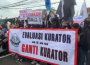 Pesangon Tak Kunjung Cair, Eks Karyawan Sritex Demo di PN Semarang, Tuntut Hakim Ganti Kurator