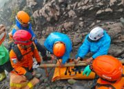 Jenazah Syafiq Ridhan Ali Pendaki Hilang di Gunung Slamet Berhasil Dievakuasi
