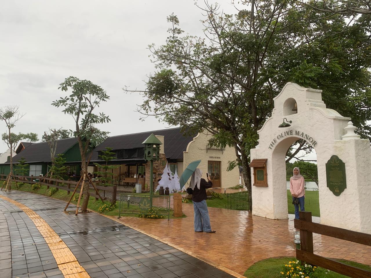 the olive manor bsb city semarang