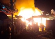 Ditinggal ke Masjid, Rumah di Blora Ludes Terbakar, Kerugian Ditaksir Ratusan Juta