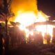 Sebuah rumah warga di Dukuh Bangeran, Desa Kamolan, Kabupaten Blora, Jawa Tengah, hangus terlalap si jago merah pada Jumat, 9 Januari 2025 malam. (Heri/beritajateng.tv)