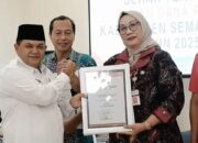 Serahkan Hasil Bulan Dana PMI 2025, Bupati Semarang Harap Alokasi Kegiatan Sosial Ditingkatkan