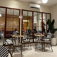 Kopi Kenangan, cafe dengan mushola di Puri Anjasmoro, Semarang. (Google Review/neshellen)