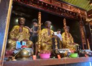 Ikhtiar Spiritual Jelang Tahun Kuda Api, Klenteng Tay Kak Sie Bersih-Bersih Rupang