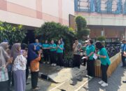 Ramadan Bahagia, Hotel Ciputra Semarang Bagikan 200 Paket Sembako ke Marbot hingga Penyapu Jalan