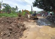 Tanggul Sungai Plumbon Jebol Dini Hari, 50 KK di Mangkang Kulon Terendam Banjir
