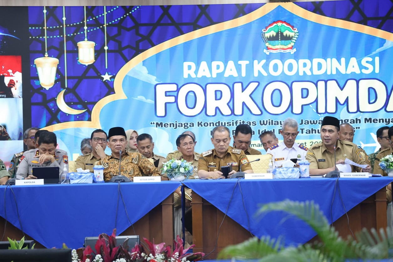 Ketua DPRD Jateng Sumanto