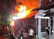Lupa Matikan Api Tungku, Rumah Warga Ungaran Barat Terbakar
