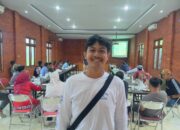 Gandeng PT Japfa, Pengusaha Muda Asal Blora Beri Edukasi Cara Berternak Ayam Petelur Bagi Warga