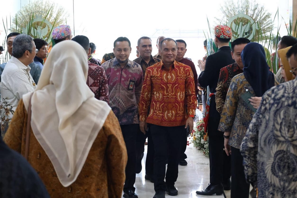 Ketua DPRD Jateng Sumanto